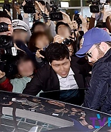 028.jpg